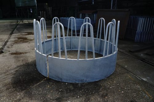Nagytestű szarvasmarha körbála etető 12 férőhelyes, tűzihorganyzott - 2,2 m átmérő