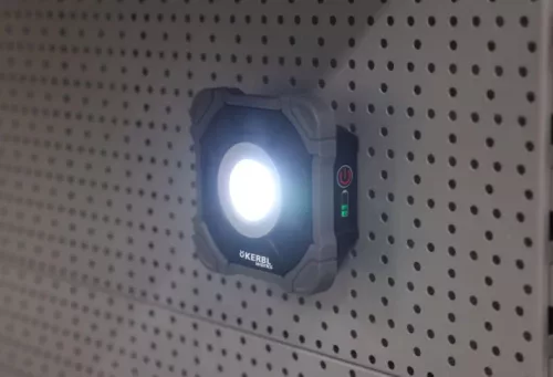 Workfire 2200 mobil LED reflektor - újratölthető, 2200 lm