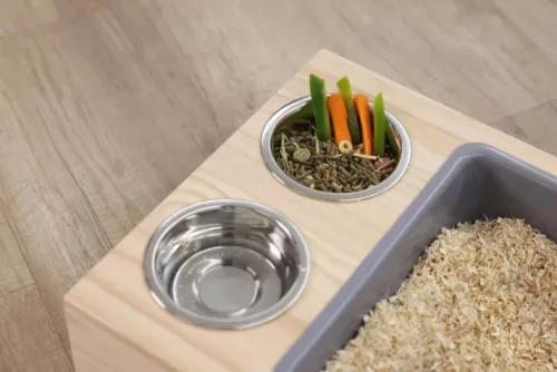 Ásó és etetőállomás - nyulaknak, 70 x 36 x 24 cm