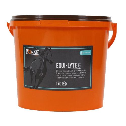 FORAN EQUI-LYTE G, 1 KG C és E vitaminban gazdag, esszenciális elektrolit por.