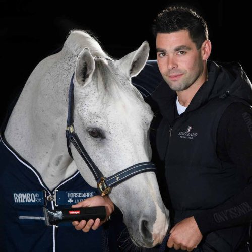 Heiniger Saphir Horse lónyírógép borotvafejjel #10WF - 2 akkumulátorral